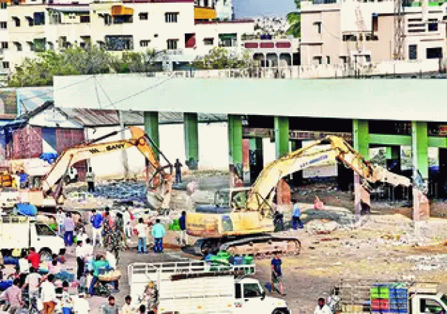 HC stay on razing of city fruit market