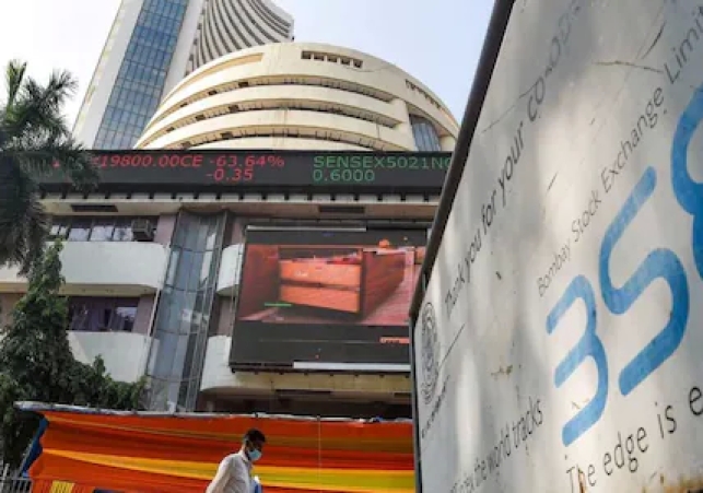 Stock Market LIVE Updates: Sensex surges over 800 points, Nifty near 17,150; Axis Bank, ICICI Bank up 4%